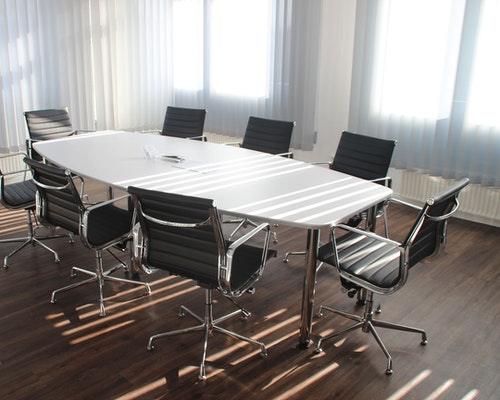 ارتباط و همراهی با مشتریان تا پایان پروژه